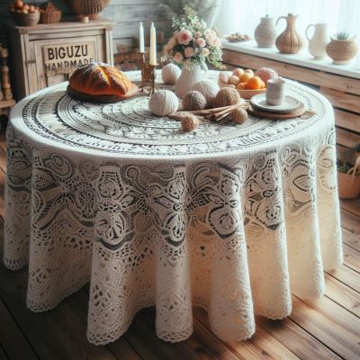 El İşi Dantel Masa Örtüsü