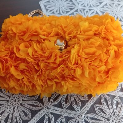Tulipart Center Zincir Askılı Özel Tasarım Çanta Sarı (small)
