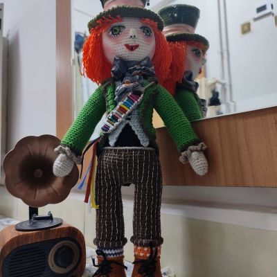 Çılgın Şapkacı Amigurumi Oyuncak