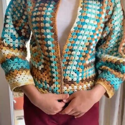 Renkli El Örgüsü Standart Beden Spor Hırka