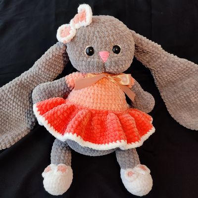 Uzun Kulaklı Tavşancık Kadife Amigurumi Oyuncak